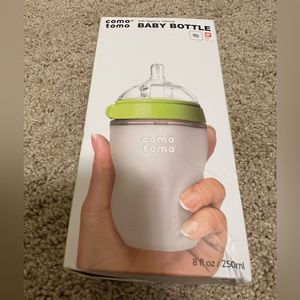 Comotomo Green & Gray Baby Bottle - 8 oz Silicone